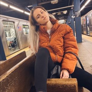 Meet your Posher, Karolina